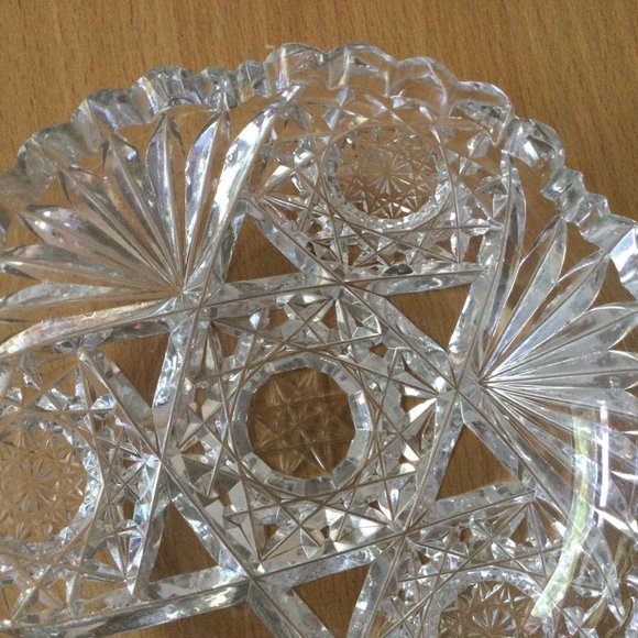Vintage ABP Cut Glass Hobstars & Fans Decorated Finger Grip Handled Bowl - Picture 4 of 6